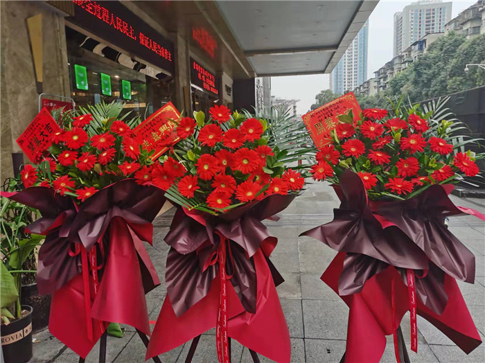 四川中青旅綿陽分社、綿陽市中旅假日旅行社、綿陽自來文化傳播有限公司24H自助售貨服務(wù)盛大開業(yè)