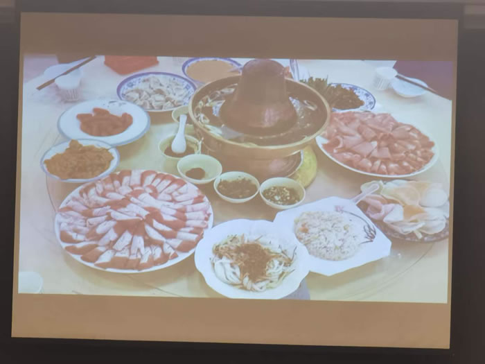 綿陽中旅行假日旅行社舉行胡楊林、南疆專列推薦會